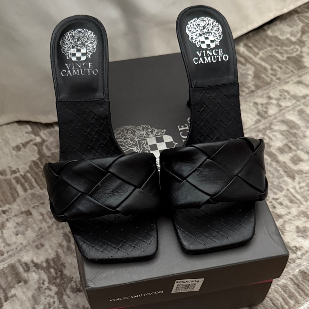 Vince Camuto Black Quilted Slide Sandals